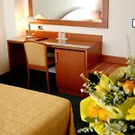 Otel Capri 3s