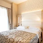 Capri 3s Otel Bardolino