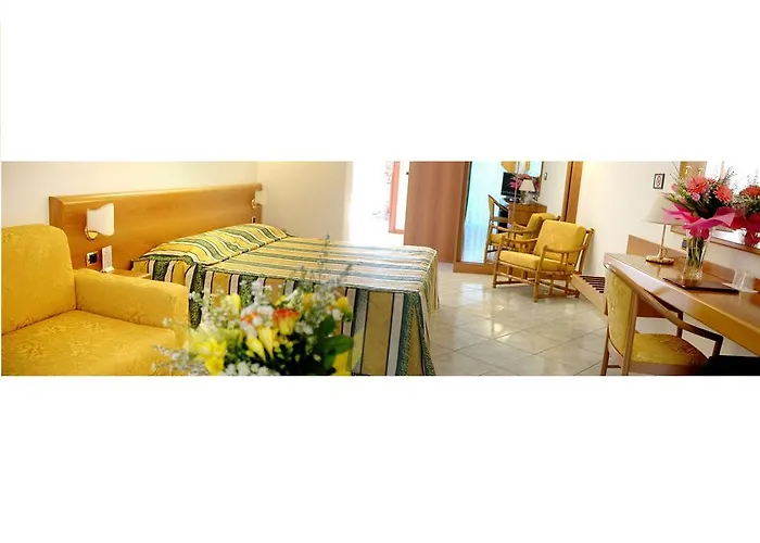 Hotell Capri 3s 3*