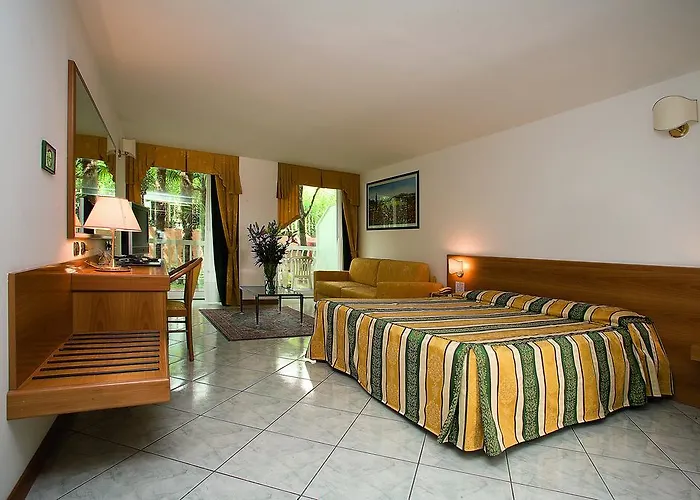 Capri 3s Hotell Bardolino