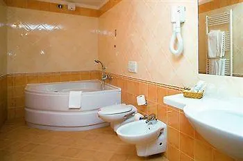 Hotell Capri 3s Bardolino